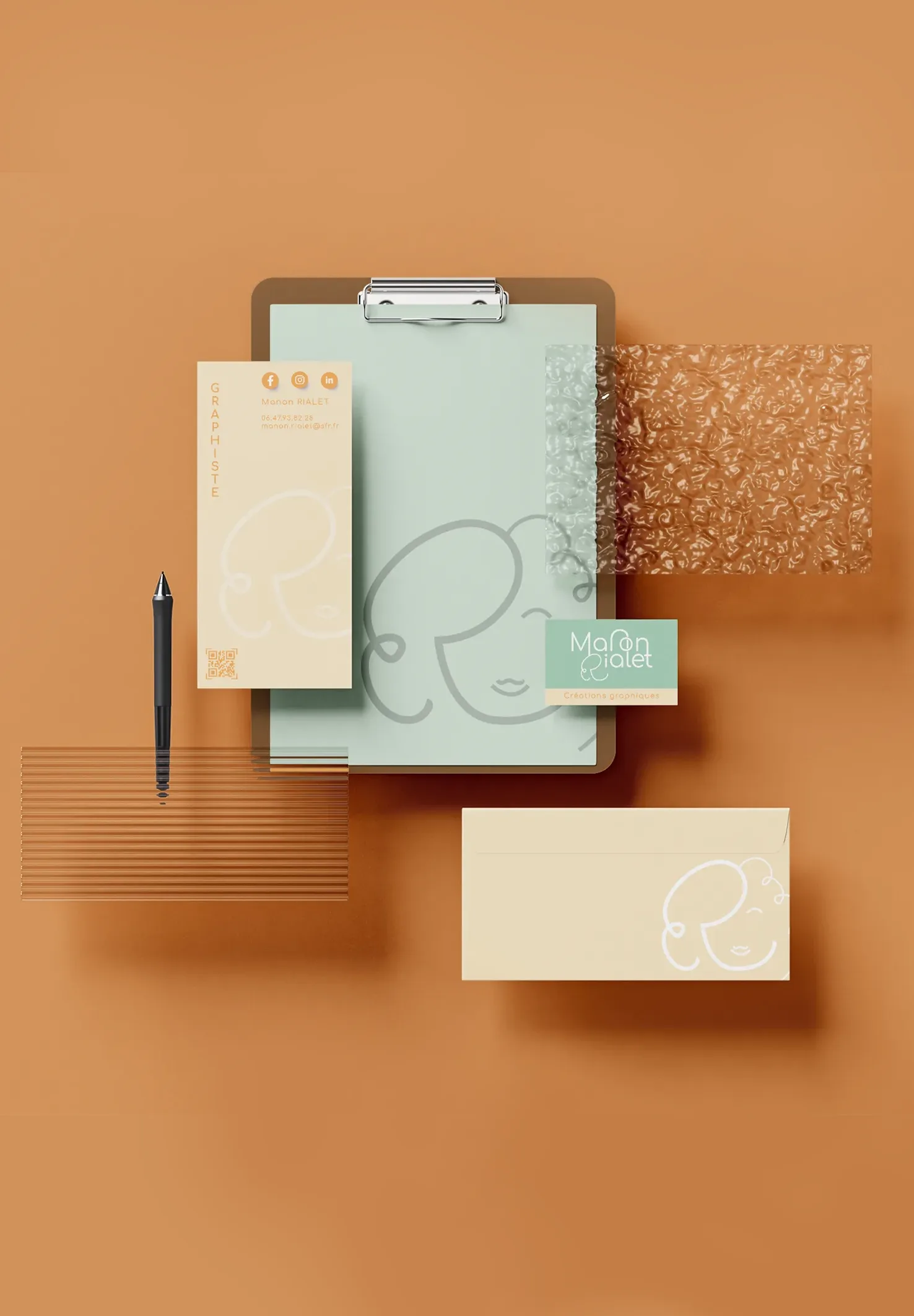 Mockup-identite-haut